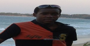 Ralphh 31 anos Sou de Maputo/Maputo, Procuro Namoro com Mulher