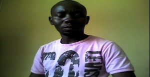 Jose7645 37 anos Sou de Luanda/Luanda, Procuro Encontros Amizade com Mulher